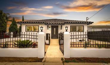 1303 Center Avenue, Oceanside, California 92054, 2 Bedrooms Bedrooms, ,1 BathroomBathrooms,Residential,Buy,1303 Center Avenue,NDP2406078