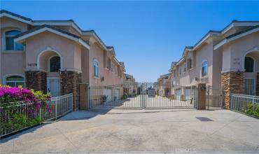 14739 S Vermont Avenue, Gardena, California 90247, 3 Bedrooms Bedrooms, ,2 BathroomsBathrooms,Residential,Buy,14739 S Vermont Avenue,PW24139740