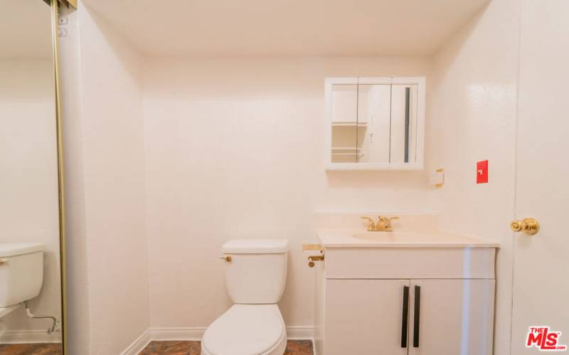 Powder room & extra storage