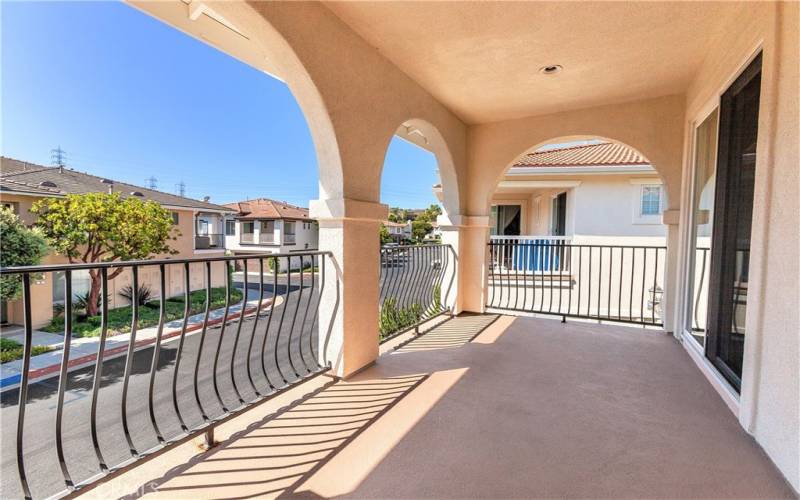 Patio Deck with gas and water