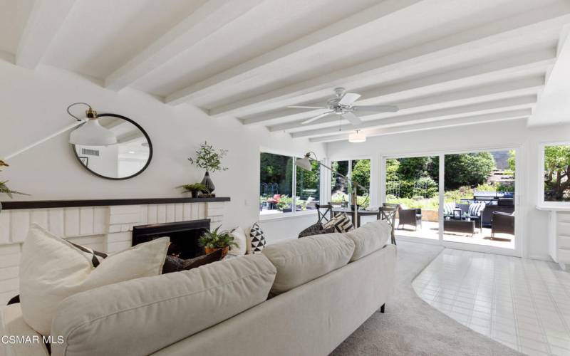 Family Room & Breakfast Nook