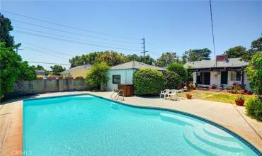 5808 Irvine Avenue, North Hollywood, California 91601, 3 Bedrooms Bedrooms, ,2 BathroomsBathrooms,Residential,Buy,5808 Irvine Avenue,SR24142599