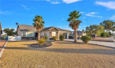 26907 Lakeview Drive, Helendale, California 92342, 4 Bedrooms Bedrooms, ,2 BathroomsBathrooms,Residential,Buy,26907 Lakeview Drive,HD24136454