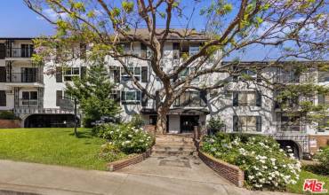 1222 N Olive Drive 305, West Hollywood, California 90069, 1 Bedroom Bedrooms, ,1 BathroomBathrooms,Residential,Buy,1222 N Olive Drive 305,24412729