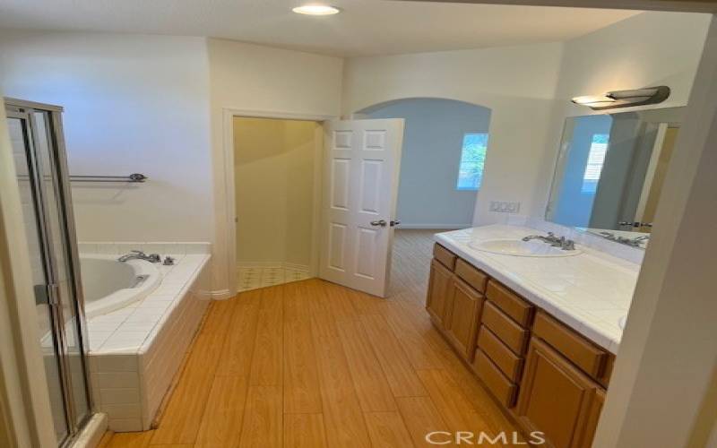 Primary Bath with Dual Sinks, Walk in Shower Soaking Tub, Walk in Closet  Privacy plus!