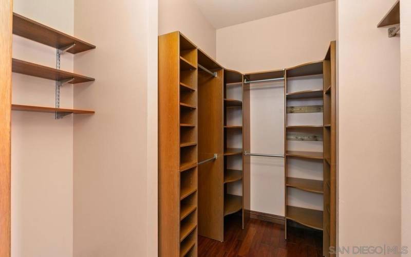 Custom made closet organizers