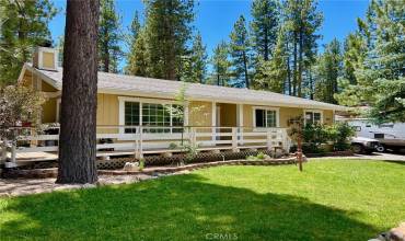 806 Mountain Lane, Big Bear City, California 92314, 3 Bedrooms Bedrooms, ,2 BathroomsBathrooms,Residential,Buy,806 Mountain Lane,OC24135302