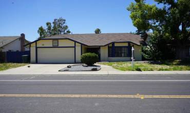 396 Lancaster Drive, Manteca, California 95336, 3 Bedrooms Bedrooms, ,2 BathroomsBathrooms,Residential,Buy,396 Lancaster Drive,ML81964632