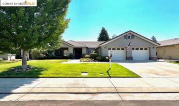 9930 Putnam Way, Stockton, California 95209, 4 Bedrooms Bedrooms, ,2 BathroomsBathrooms,Residential,Buy,9930 Putnam Way,41065821