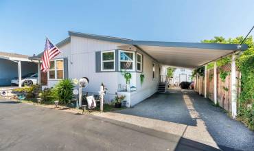 3909 Reche Rd SPC 27, Fallbrook, California 92028, 3 Bedrooms Bedrooms, ,2 BathroomsBathrooms,Manufactured In Park,Buy,3909 Reche Rd SPC 27,240016159SD