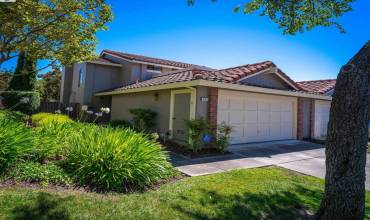 6025 Mount Hamilton Ct, Castro Valley, California 94552, 2 Bedrooms Bedrooms, ,2 BathroomsBathrooms,Residential,Buy,6025 Mount Hamilton Ct,41066382