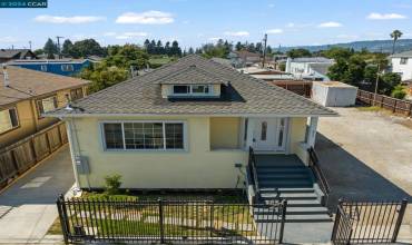 927 Blenheim St, Oakland, California 94603, 3 Bedrooms Bedrooms, ,2 BathroomsBathrooms,Residential,Buy,927 Blenheim St,41065838