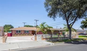 4255 W Oak Avenue, Fullerton, California 92833, 5 Bedrooms Bedrooms, ,2 BathroomsBathrooms,Residential,Buy,4255 W Oak Avenue,NP24137919