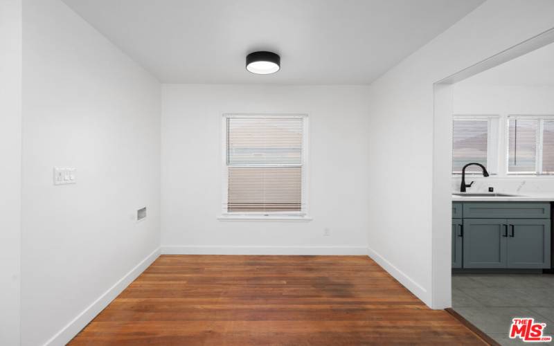 FRONT HOUSE DINING AREA