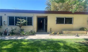 4109 W 5th Street 15, Santa Ana, California 92703, 2 Bedrooms Bedrooms, ,2 BathroomsBathrooms,Residential,Buy,4109 W 5th Street 15,PW24143910