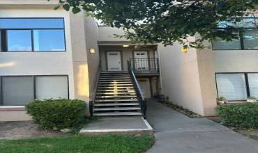 2448 N Main Street G, Salinas, California 93906, 2 Bedrooms Bedrooms, ,2 BathroomsBathrooms,Residential,Buy,2448 N Main Street G,ML81971285