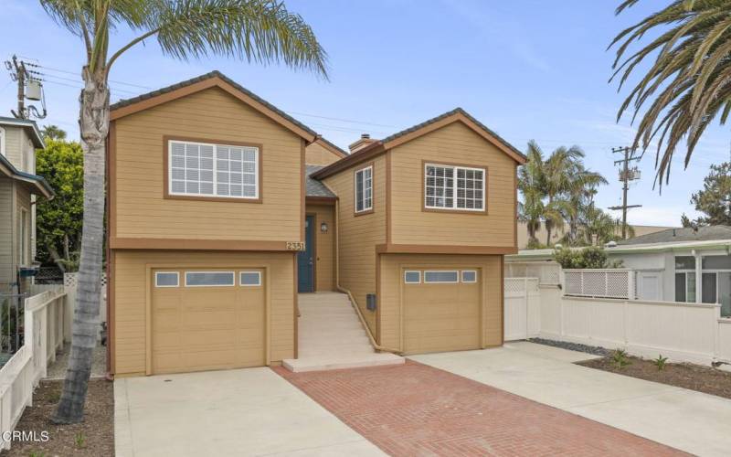 1-web-or-mls-UpmarketMedia-2351Pier-114a