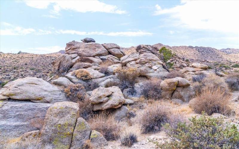 stunning rock outcroppins provide the perfect backdrop for your custom home