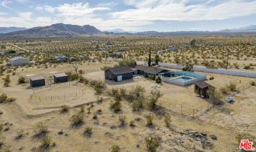 2651 Foxy Flats Road, Joshua Tree, California 92252, 3 Bedrooms Bedrooms, ,2 BathroomsBathrooms,Residential,Buy,2651 Foxy Flats Road,24345097