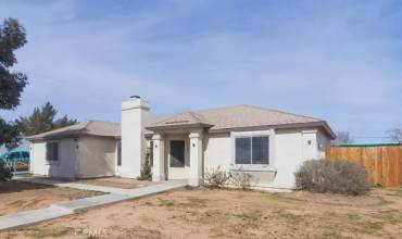 22110 Goshute Avenue, Apple Valley, California 92307, 3 Bedrooms Bedrooms, ,2 BathroomsBathrooms,Residential,Buy,22110 Goshute Avenue,CV24076063