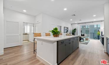 401 N Main Street 130, Santa Ana, California 92701, 1 Bedroom Bedrooms, ,1 BathroomBathrooms,Residential Lease,Rent,401 N Main Street 130,24414833