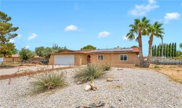 13891 Cronese Road, Apple Valley, California 92307, 3 Bedrooms Bedrooms, ,2 BathroomsBathrooms,Residential,Buy,13891 Cronese Road,HD24145166