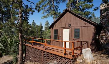 75 Metcalf Creek Trail, Big Bear Lake, California 92315, 2 Bedrooms Bedrooms, ,Residential,Buy,75 Metcalf Creek Trail,EV24145405