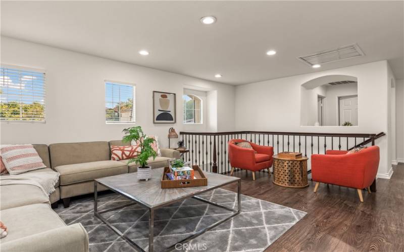 Upstairs Loft Bonus Room