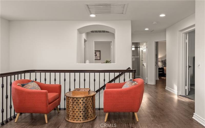 Upstairs Loft Bonus Room