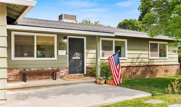 328 W 10th Avenue, Chico, California 95926, 3 Bedrooms Bedrooms, ,Residential,Buy,328 W 10th Avenue,SN24144316