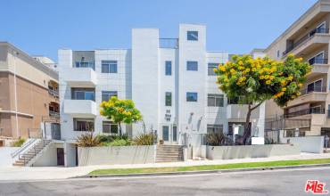 966 S St Andrews Place 102, Los Angeles, California 90019, 2 Bedrooms Bedrooms, ,2 BathroomsBathrooms,Residential,Buy,966 S St Andrews Place 102,24411221
