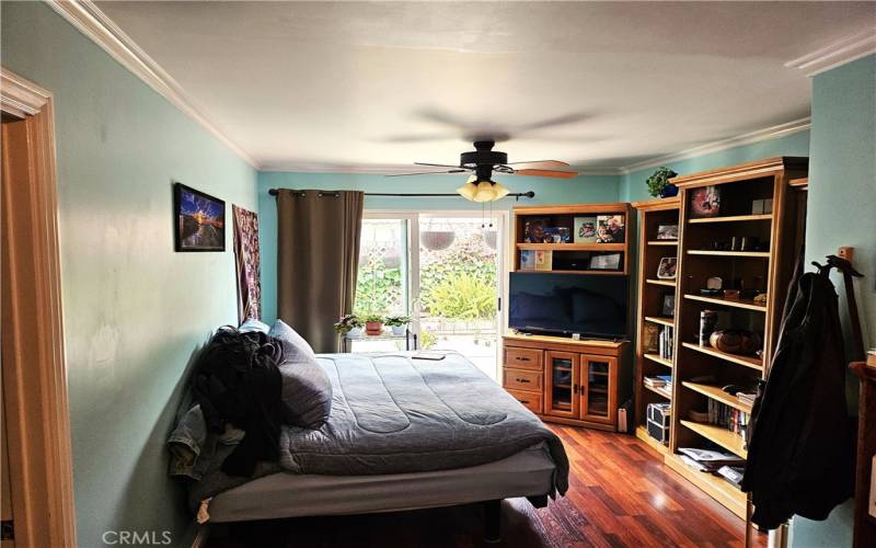 Bonus room with sliding glass door to private side yard