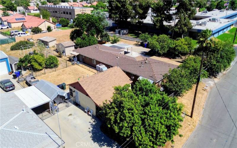 Updated roof, Nearby to elementary school on a non-contiguous street (No drive through traffic)