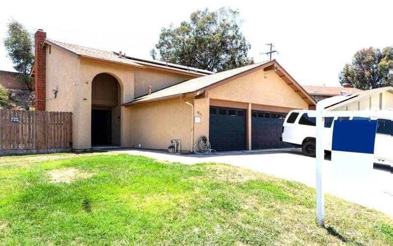 3 car garage.