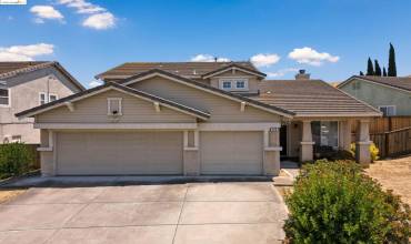 220 Cloverbrook Cir, Pittsburg, California 94565, 4 Bedrooms Bedrooms, ,3 BathroomsBathrooms,Residential,Buy,220 Cloverbrook Cir,41066715