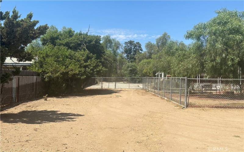 Side entrance gate from back yard