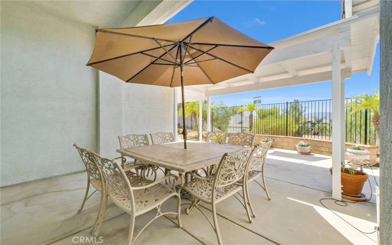 Patio off of the Great Room. Look at those amzaing views!