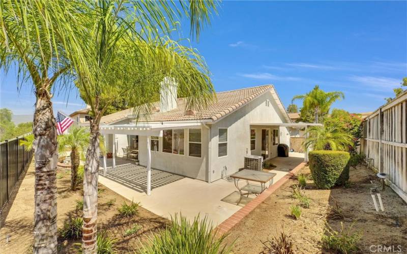 Spacious backyard with 2 patios and amazing views!