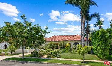 1319 Woodruff Avenue, Los Angeles, California 90024, 3 Bedrooms Bedrooms, ,2 BathroomsBathrooms,Residential Lease,Rent,1319 Woodruff Avenue,24415813