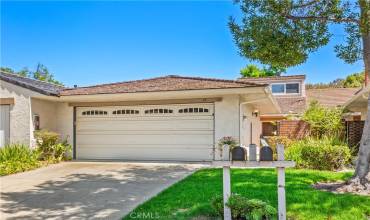 15 Eucalyptus, Irvine, California 92612, 2 Bedrooms Bedrooms, ,2 BathroomsBathrooms,Residential,Buy,15 Eucalyptus,OC24146928