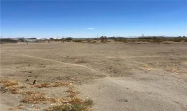 1 Horizon Court, Phelan, California 92371, ,Land,Buy,1 Horizon Court,EV24146939