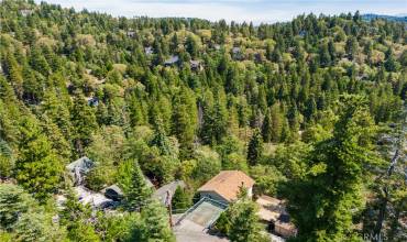 26303 Jacqueline Road, Twin Peaks, California 92391, 4 Bedrooms Bedrooms, ,2 BathroomsBathrooms,Residential,Buy,26303 Jacqueline Road,IV24147120