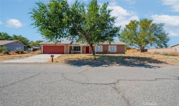 17152 Valeport Avenue, Lancaster, California 93535, 3 Bedrooms Bedrooms, ,2 BathroomsBathrooms,Residential,Buy,17152 Valeport Avenue,SR24134908