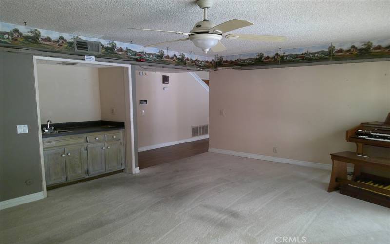 Family Room Wet Bar