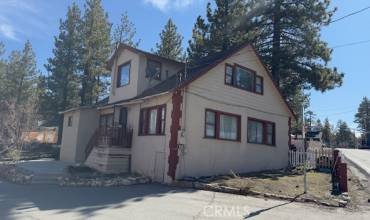 39920 Big Bear Boulevard, Big Bear Lake, California 92315, 4 Bedrooms Bedrooms, ,3 BathroomsBathrooms,Residential,Buy,39920 Big Bear Boulevard,IV24106892