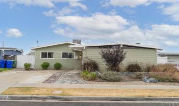 3567 Mount Everest Boulevard, San Diego, California 92111, 3 Bedrooms Bedrooms, ,1 BathroomBathrooms,Residential,Buy,3567 Mount Everest Boulevard,NDP2406332