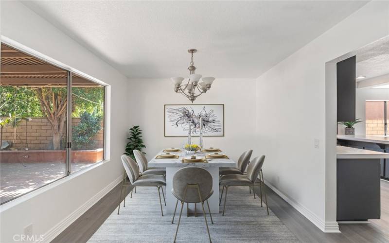 Virtually staged formal dining room