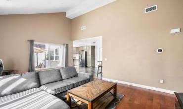 6911 Parkside Ave, San Diego, California 92139, 2 Bedrooms Bedrooms, ,2 BathroomsBathrooms,Residential,Buy,6911 Parkside Ave,240016617SD