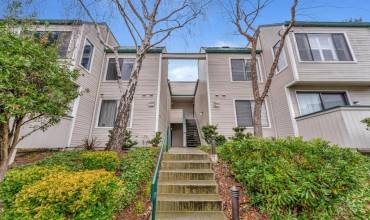 3668 Stoneglen S, Richmond, California 94806, 2 Bedrooms Bedrooms, ,2 BathroomsBathrooms,Residential,Buy,3668 Stoneglen S,ML81971854