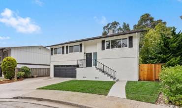 23 Yellowstone Way, Pacifica, California 94044, 3 Bedrooms Bedrooms, ,2 BathroomsBathrooms,Residential,Buy,23 Yellowstone Way,ML81973702